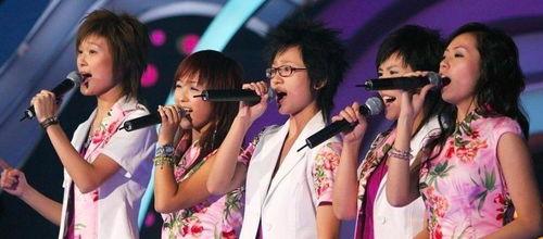 娛樂吃瓜醬女聲唱的歌,女聲演繹的甜蜜旋律，帶你領略音樂的魅力